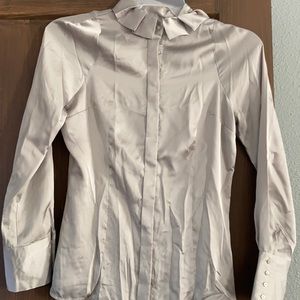 Worthington Women’s size small blouse. Like new. Never worn.